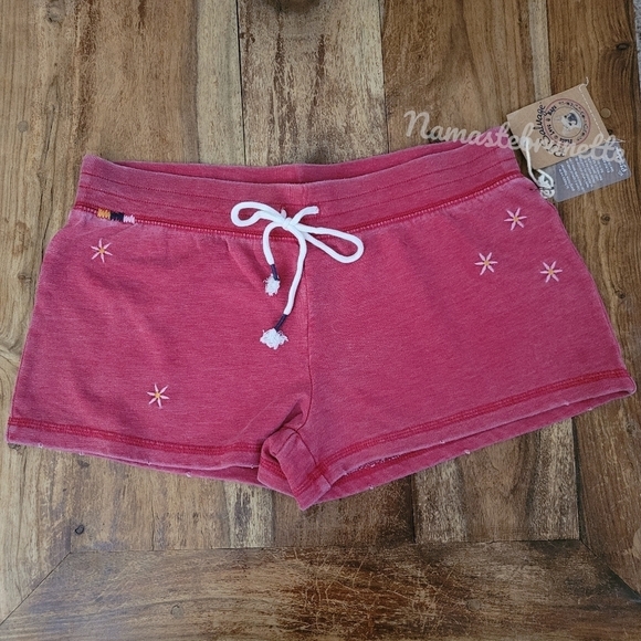 PJ Salvage Vintage Feels Embroidered Flower Lounge/PJ Shorts. NWT - Picture 5 of 11